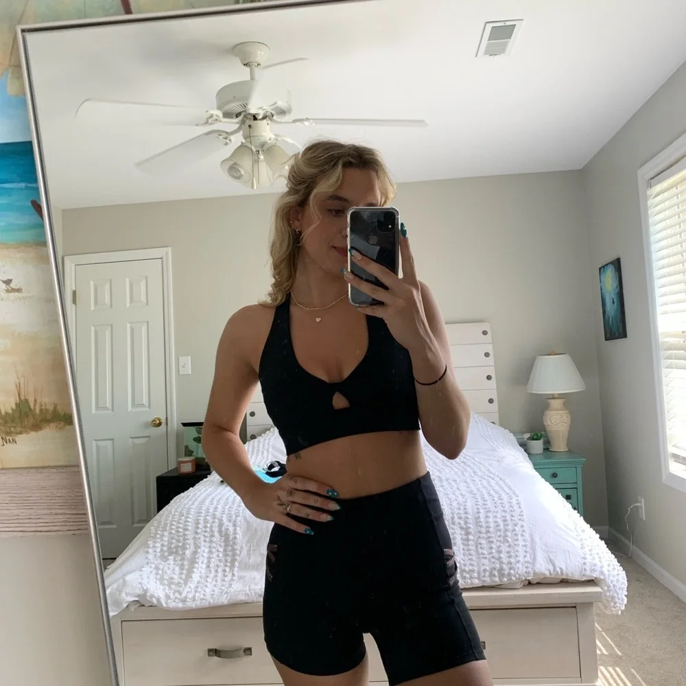 Fabletics Set - Picture 8 of 9